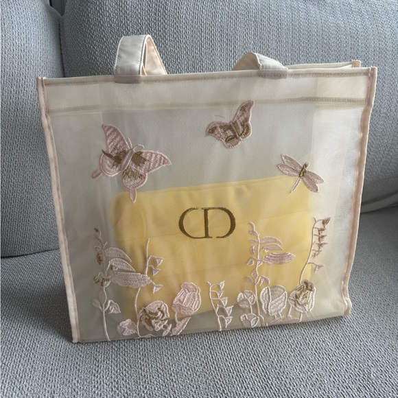 Dior Handbags - Embroidered VIP gift tote bag